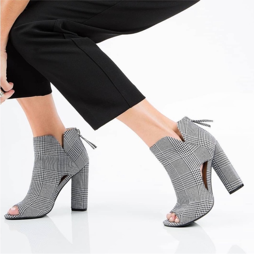 Houndstooth glen plaid black white side cutout peep toe bootie heels boots